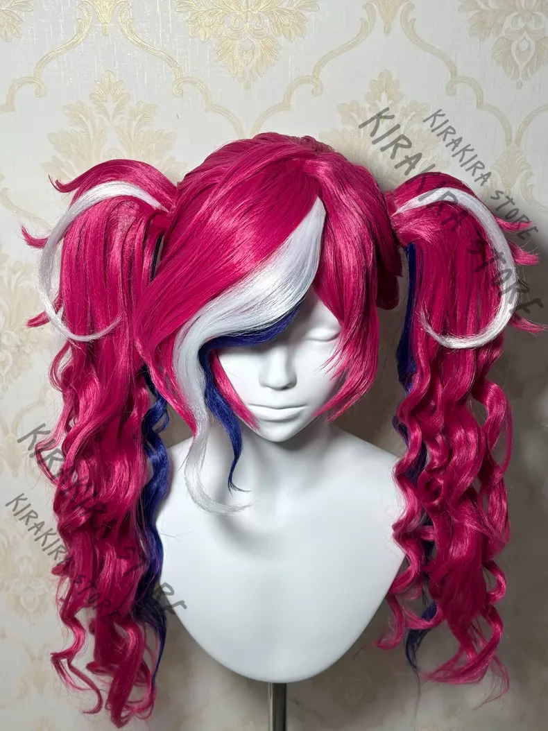 Cosplay Anime Expo - شعر مستعار فالفت من هازبين هوتيل،