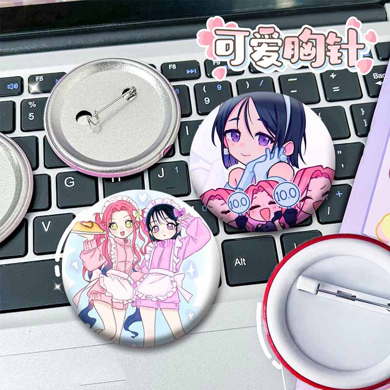 شارات ودبابيس كرتونية بتصميم ف - مراجعة Anime Cosplay Girlfriend وسعره