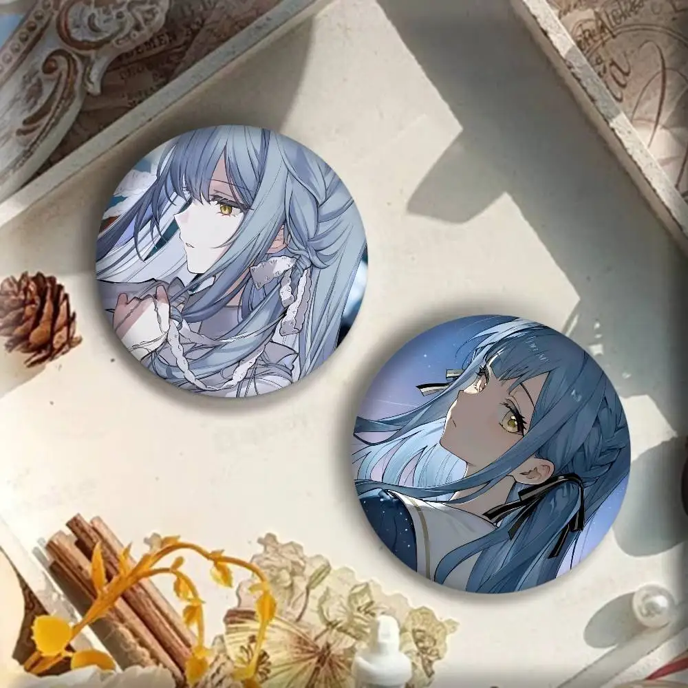 شارات دائرية بتصميم أنمي لطيف  - مراجعة Anime Cosplay Girlfriend وسعره
