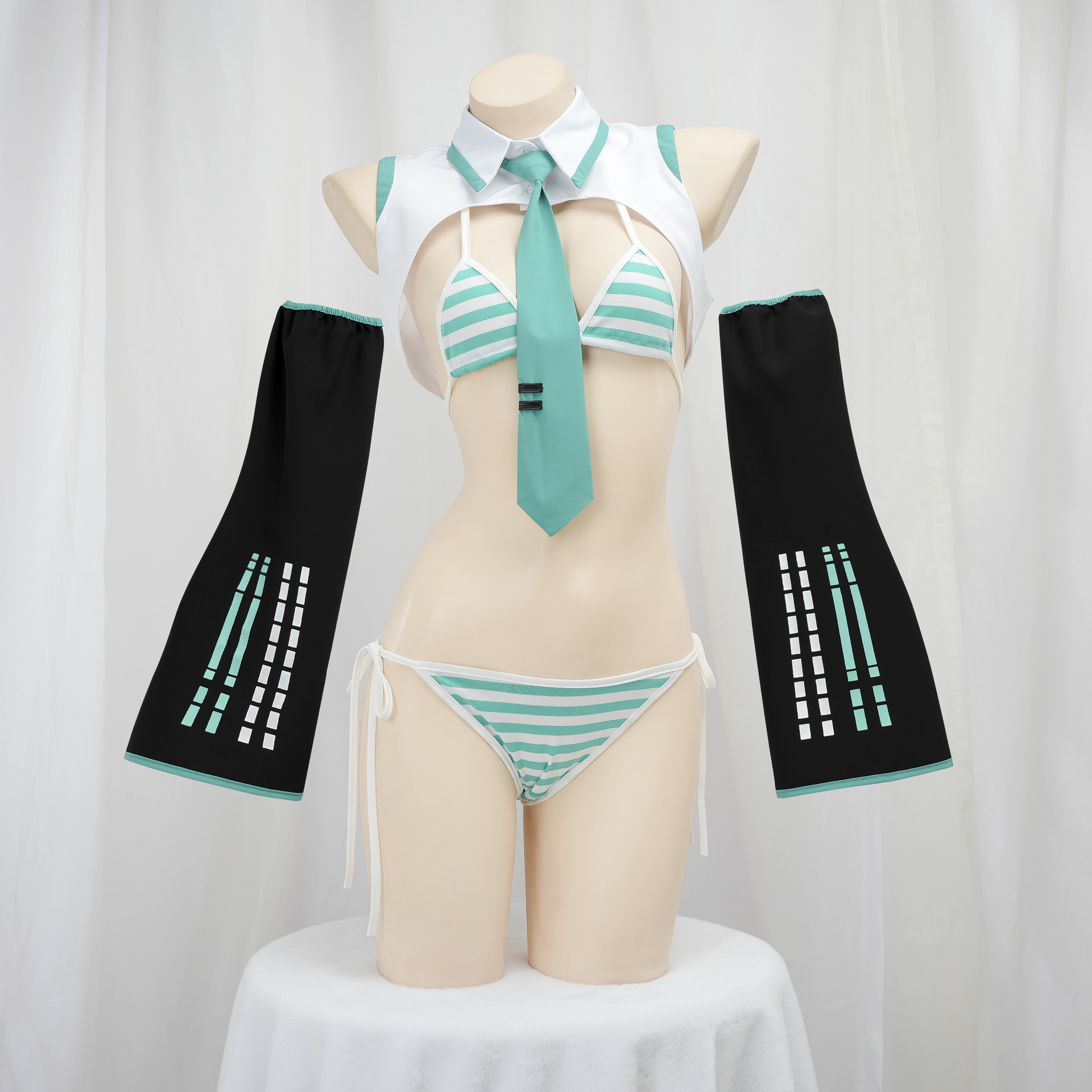 أنيمي لعبة المرأة مثير تأثيري  - مراجعة Anime Cosplay Bikini وسعره